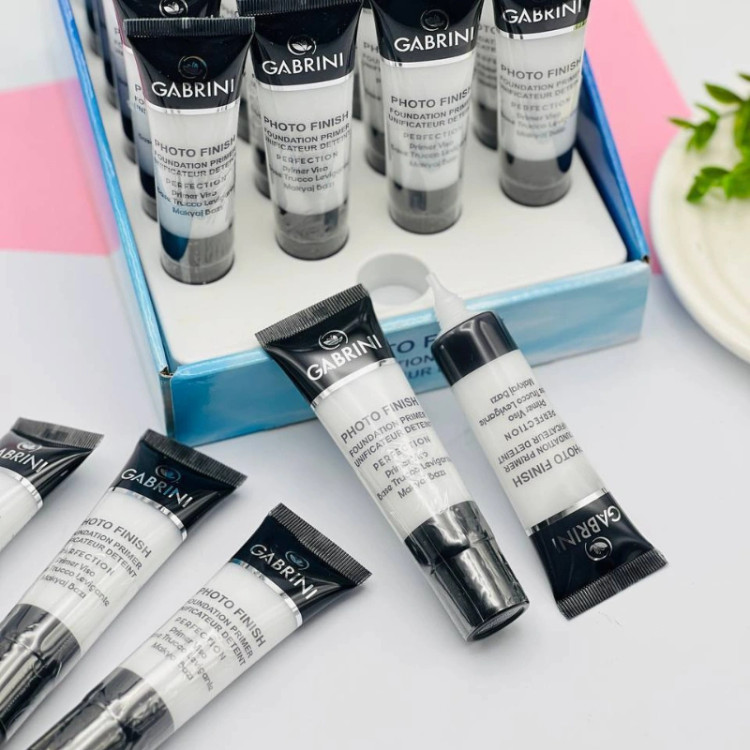 پرایمر کنترل چربی و کاهش منافذ باز پوست